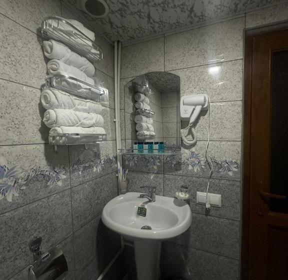 اتاق راحتی سه تخته, Colibri