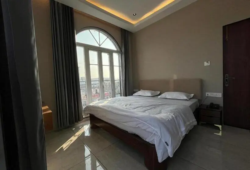 Deluxe-huone Näkymä, Hari Leela Fort View Palace