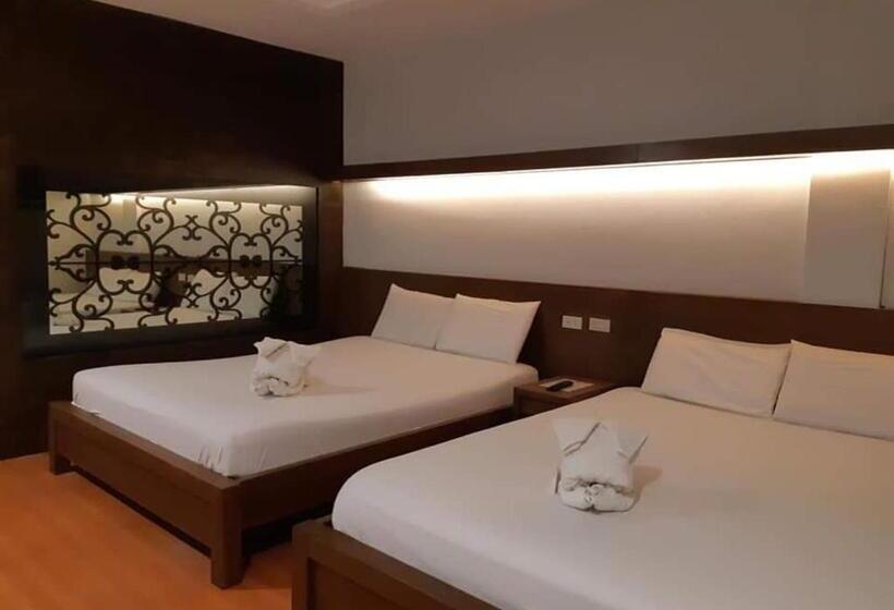 חדר משפחתי, Le Verde Lodge