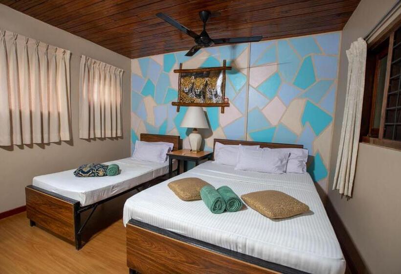 이코노미 트리플 룸, Udawalawa Safari Village