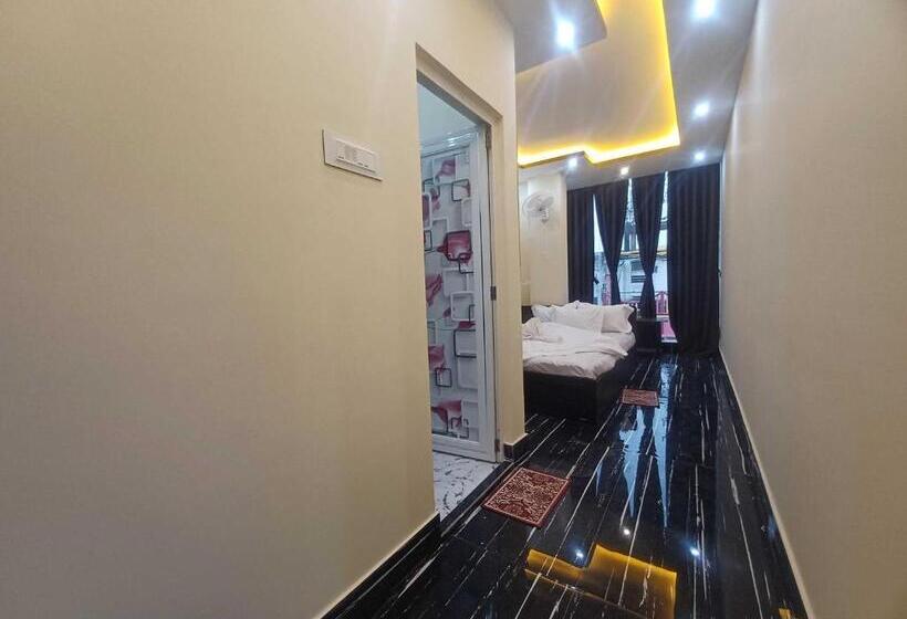 اتاق کلاسیک سه تخته, O Chilli Pepper Hotel And Restaurant