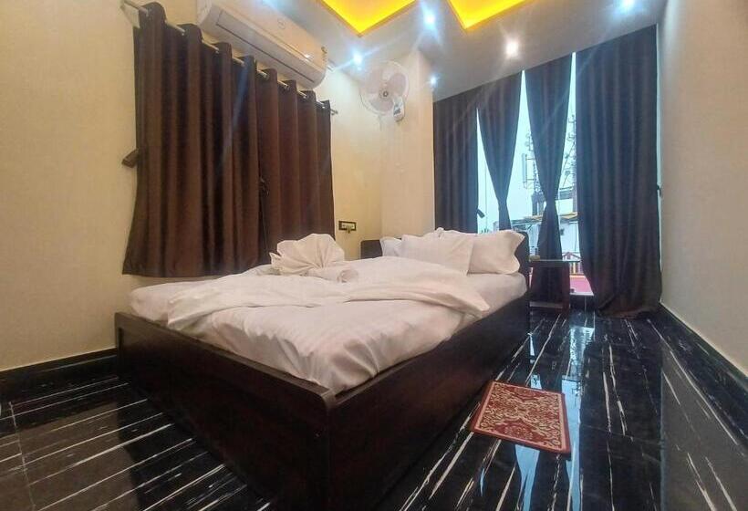 اتاق کلاسیک سه تخته, O Chilli Pepper Hotel And Restaurant