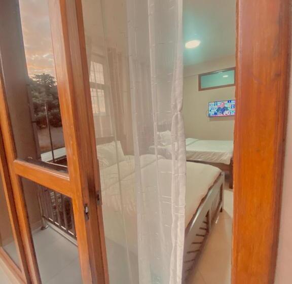 اتاق استاندارد, Peak Hotel Karatu