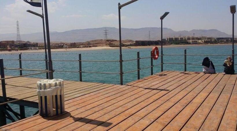 آپارتمان 1 خوابه با چشمانداز دریا, Porto South Beach Sokhna Families