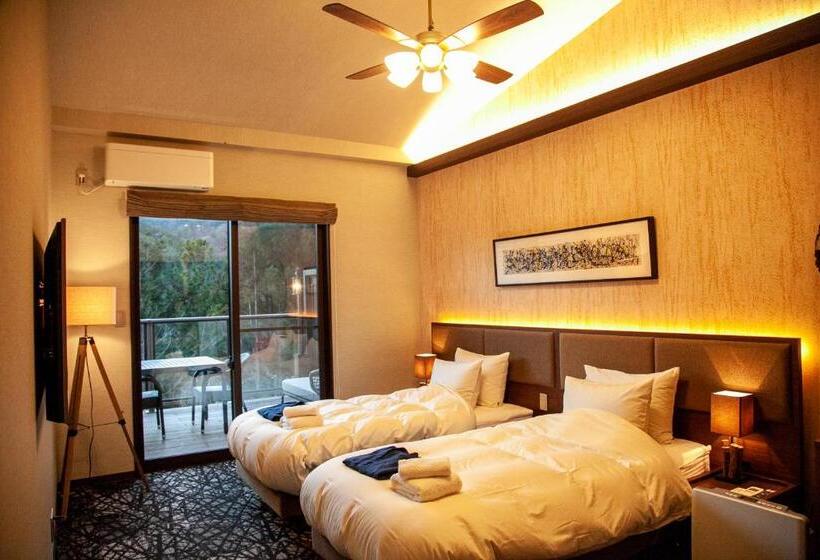 Standard-huone Terassi, ホテル風の山