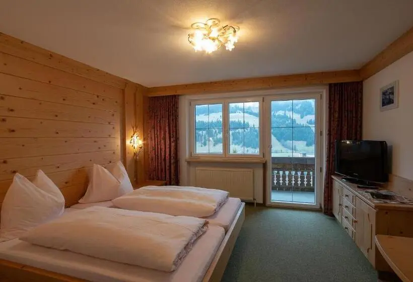 Standard-huone Parveke, Gästehaus Almhof