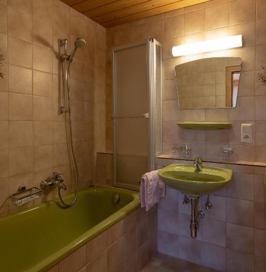 Standard Værelse m. Balkon, Gästehaus Almhof