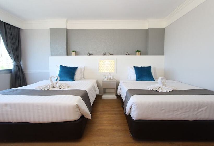 اتاق لوکس, Coco Beach Hotel Jomtien Pattaya