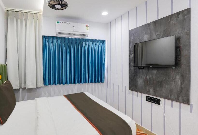 חדר קלאסי לשלושה, Collection O Hotel Soho