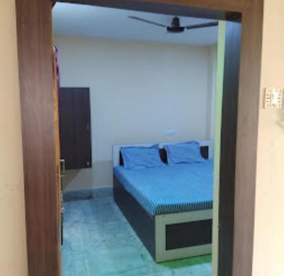 Номер Deluxe, Ashirbad Mandap, Bhubaneswar