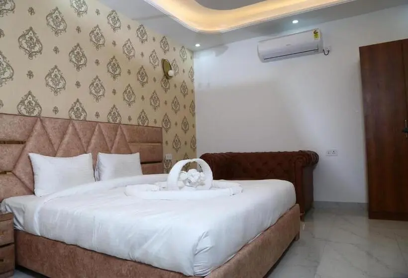 Suite, Mk Regency