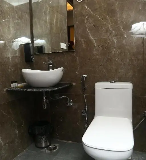 Chambre Triple Standard, Mk Regency