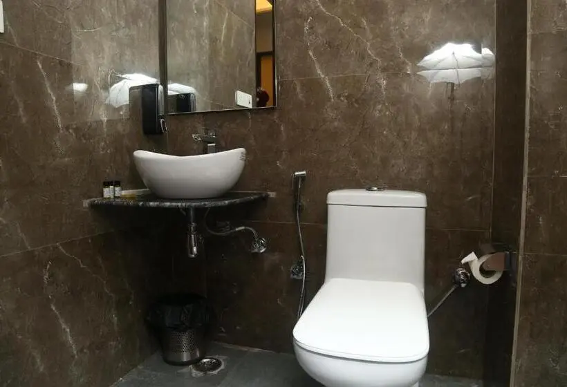 Chambre Triple Standard, Mk Regency