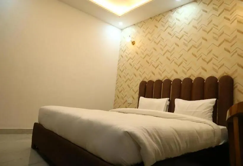 Chambre Deluxe, Mk Regency