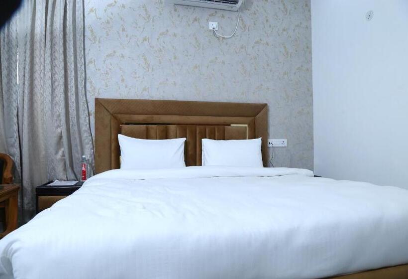 经济房, Mk Regency