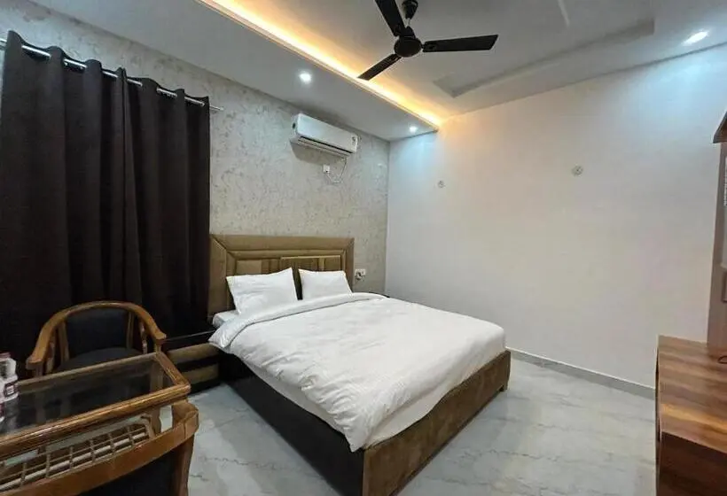 Chambre Economy, Mk Regency