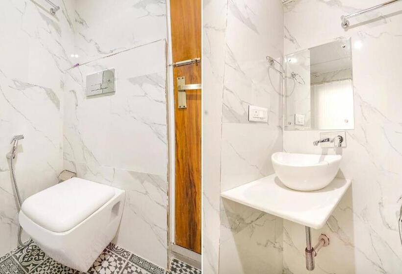 Suite, Montreal By Madhuban Inn