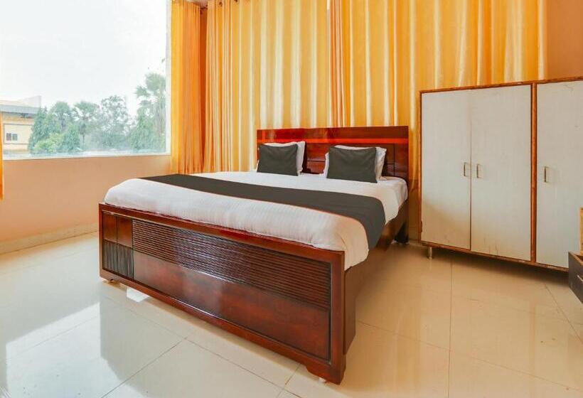 트리플 클래식 룸, Oyo Arka Resorts Venue Of Joy