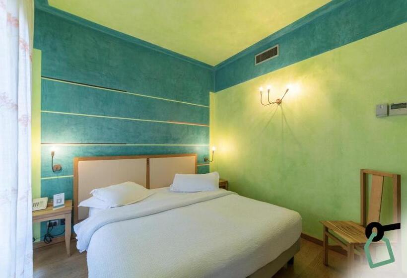 استودیو خانوادگی, Hotiday Discovery Residence Verona