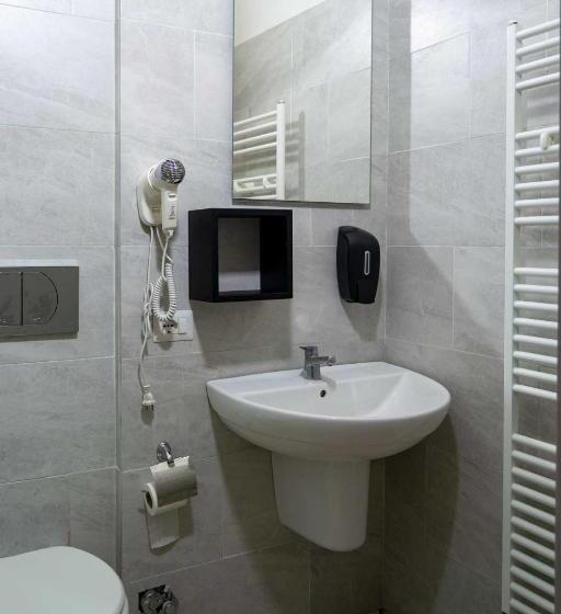 غرفة قياسية, Affittacamere Limin