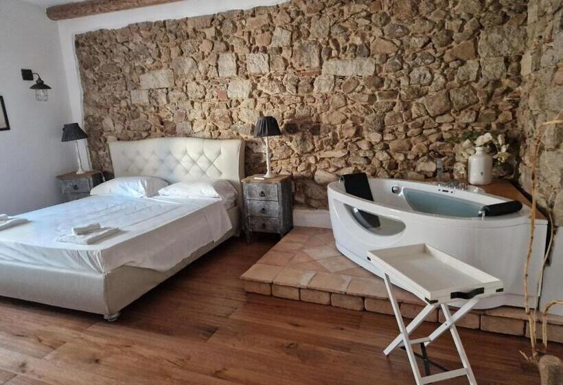 سوئیت با تخت بزرگ, Dimore Nel Cuore Di Olbia