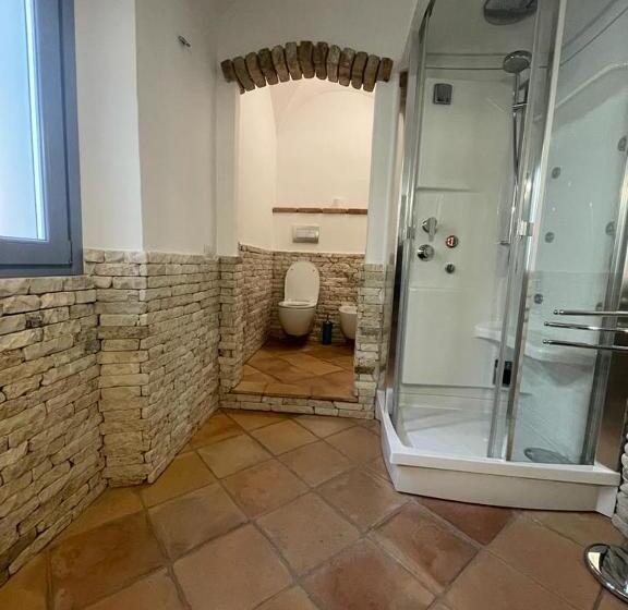 سوئیت با تخت بزرگ, Dimore Nel Cuore Di Olbia