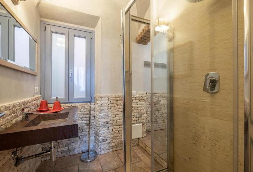 اتاق لوکس, Dimore Nel Cuore Di Olbia