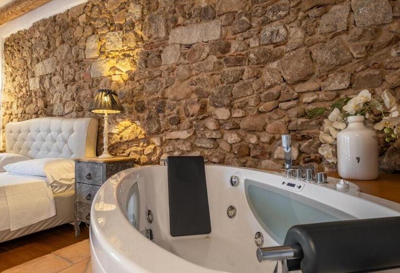 سوئیت با تخت بزرگ, Dimore Nel Cuore Di Olbia