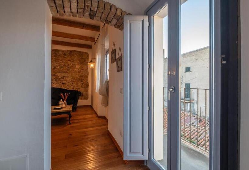 سوئیت با تخت بزرگ, Dimore Nel Cuore Di Olbia