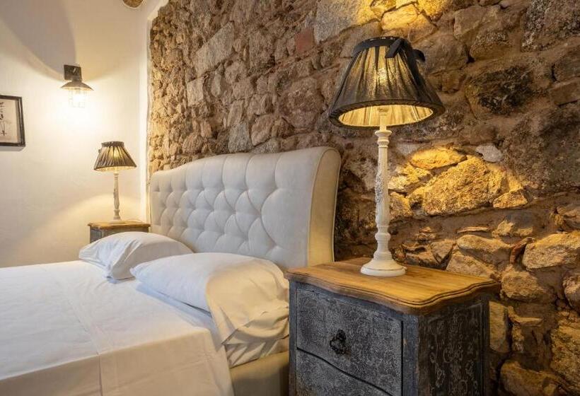 سوئیت با تخت بزرگ, Dimore Nel Cuore Di Olbia
