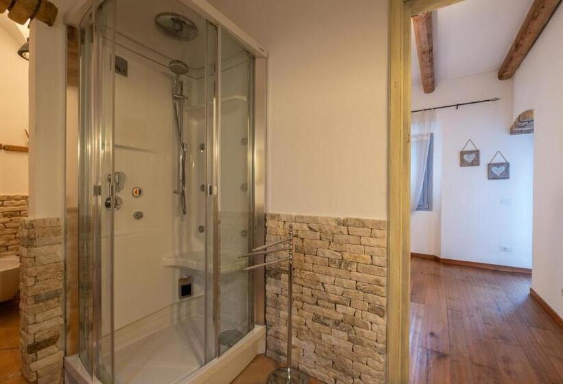 سوئیت با تخت بزرگ, Dimore Nel Cuore Di Olbia