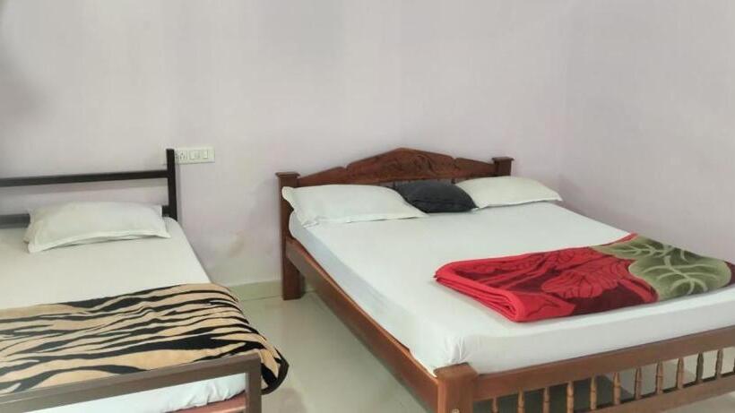 デラックスルーム, Maravakandy Resort