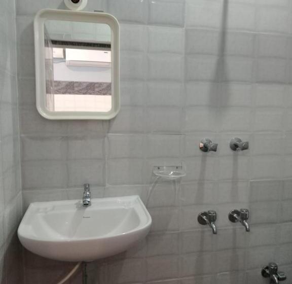 اتاق استاندارد, Paradise Auro Ghar Guest House