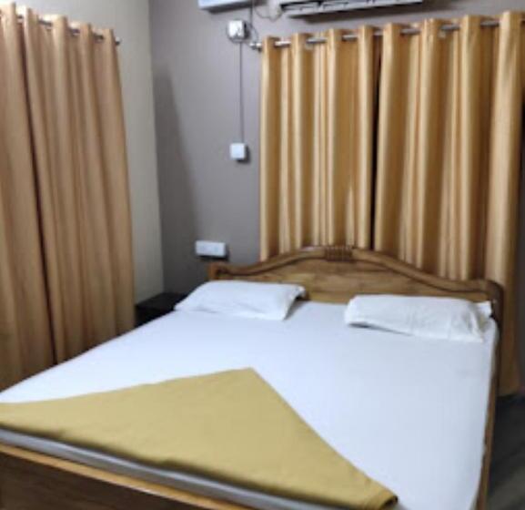 Pokój Deluxe, Shanti Guest House,bhubaneswar