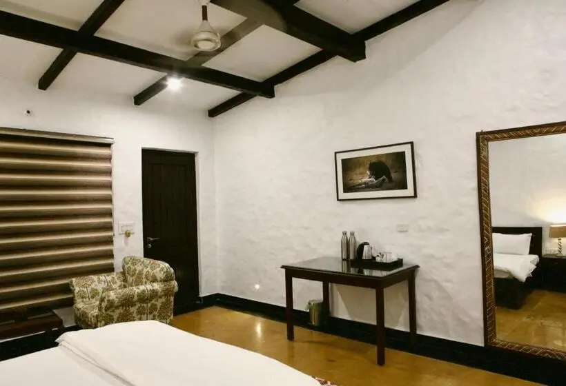 Superior-huone, Camp Tigerlily   Dudhwa