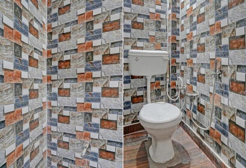 トリプルクラシックルーム, Spot On Sunil Hotel & Restaurant