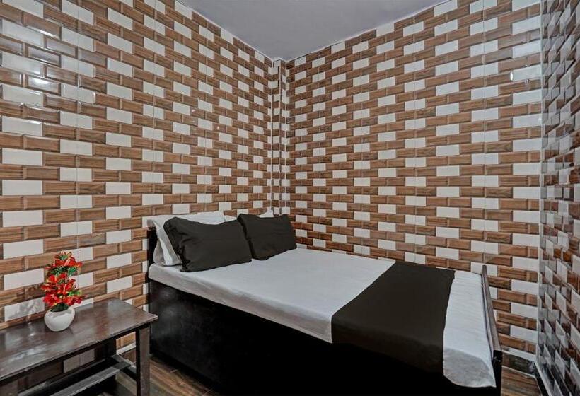 トリプルクラシックルーム, Spot On Sunil Hotel & Restaurant