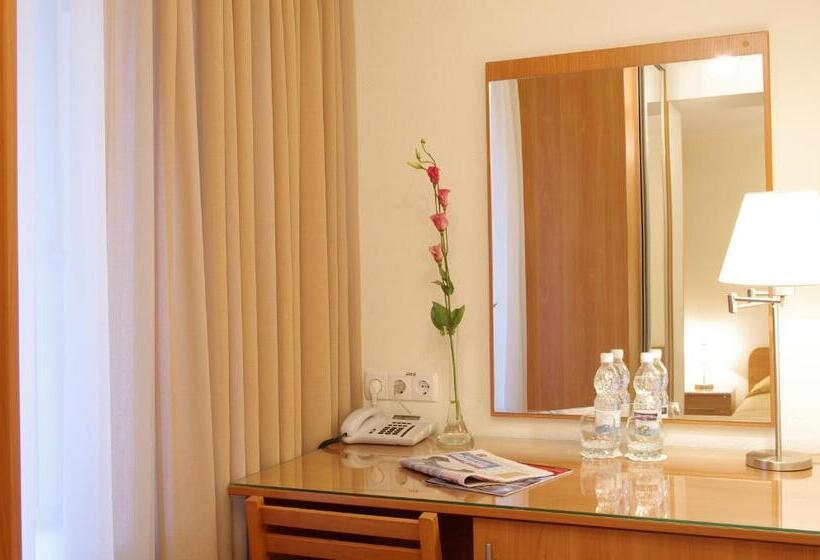 سوییت جونیور, Evropeyskiy