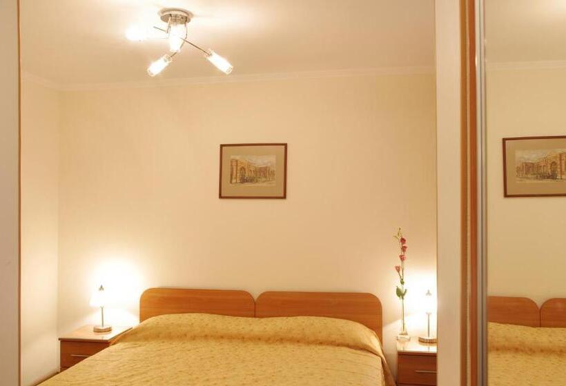 سوییت جونیور, Evropeyskiy