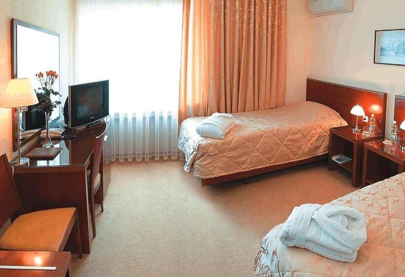 اتاق کلاسیک, Evropeyskiy