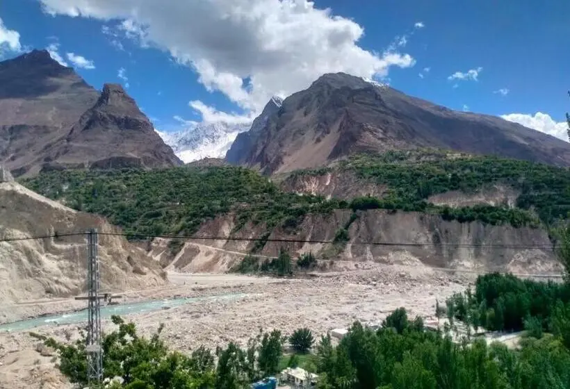 اتاق استاندارد سه نفره, Ganish Inn Hunza