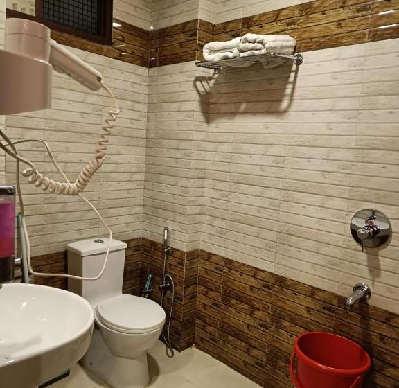 غرفة قياسية, King Castle Mcleodganj