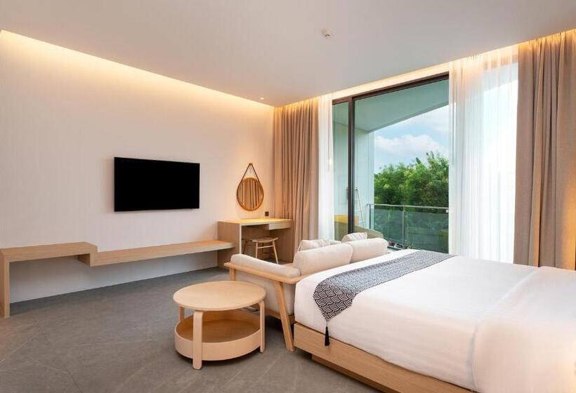 Номер Стандарт Вид на Бассейн, Timberton Resort Khaoyai