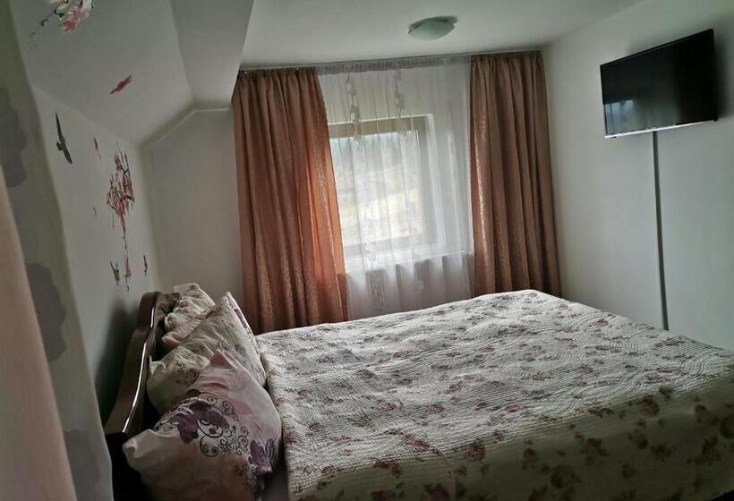 غرفة قياسية, Flori De Bucovina