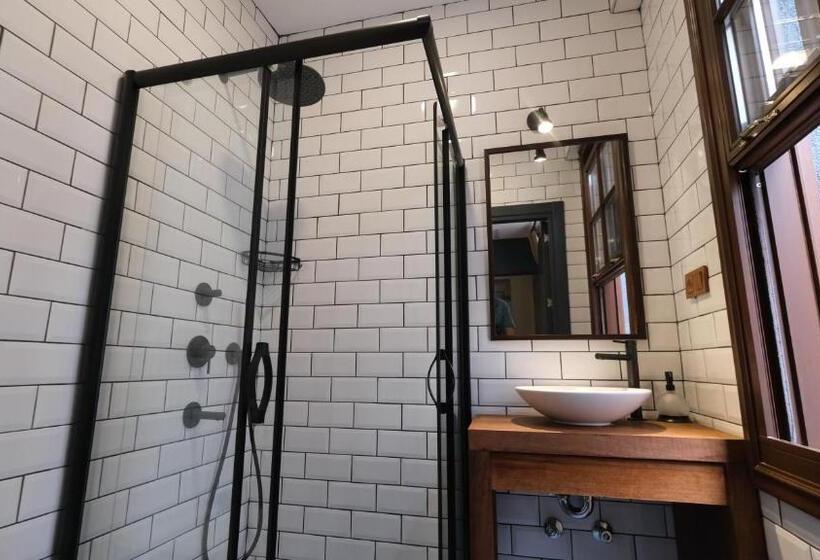 Номер Стандарт, Hostel Le Banc