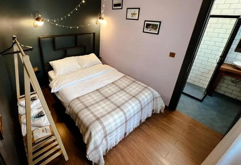スタンダードルーム, Hostel Le Banc