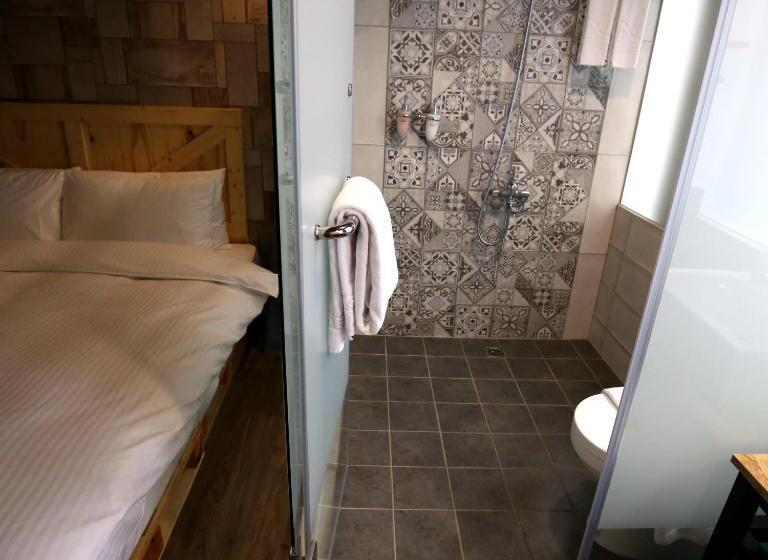 اتاق لوکس, Nys Loft