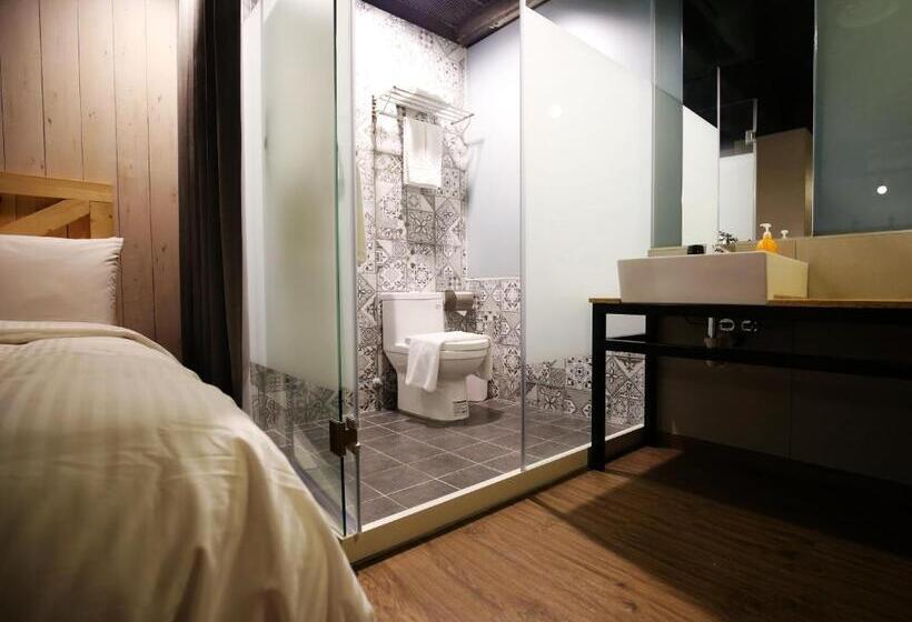 اتاق لوکس, Nys Loft