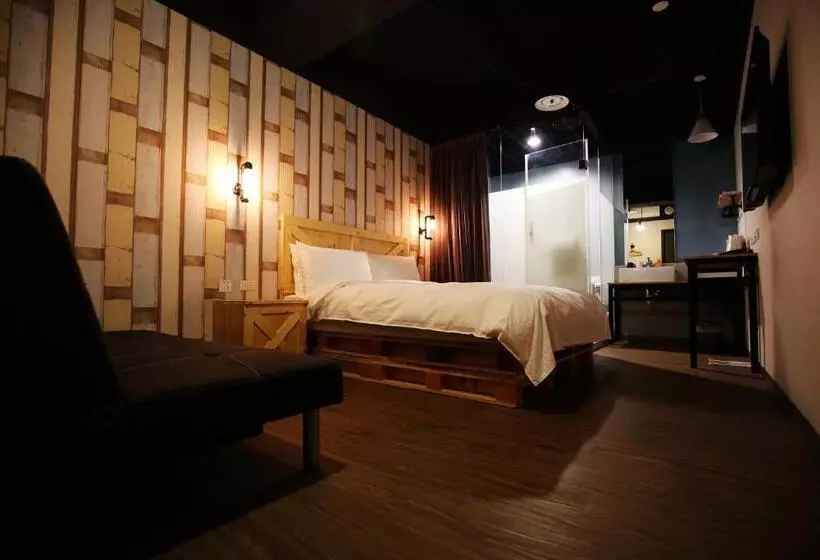 اتاق لوکس, Nys Loft