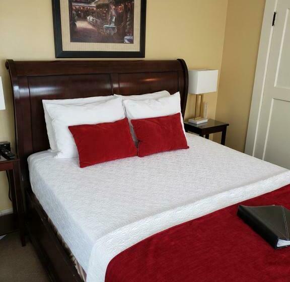 غرفة قياسية مزوَّدة بشُرفة, Bayberry Inn B&b And Oregon Wellness Retreat